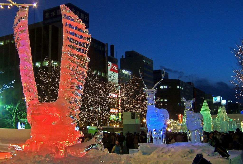 2006_0212EUb.jpg Snow Festival, Sapporo, Hokkaido, Japan, … Flickr