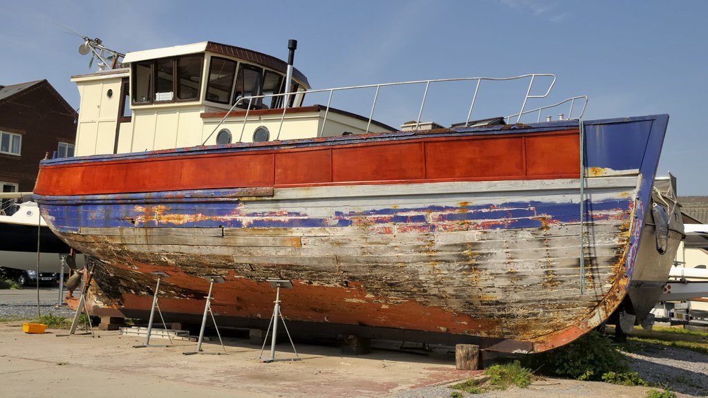 Woodenhull fishing boat under repair River Exe dockyard… Flickr