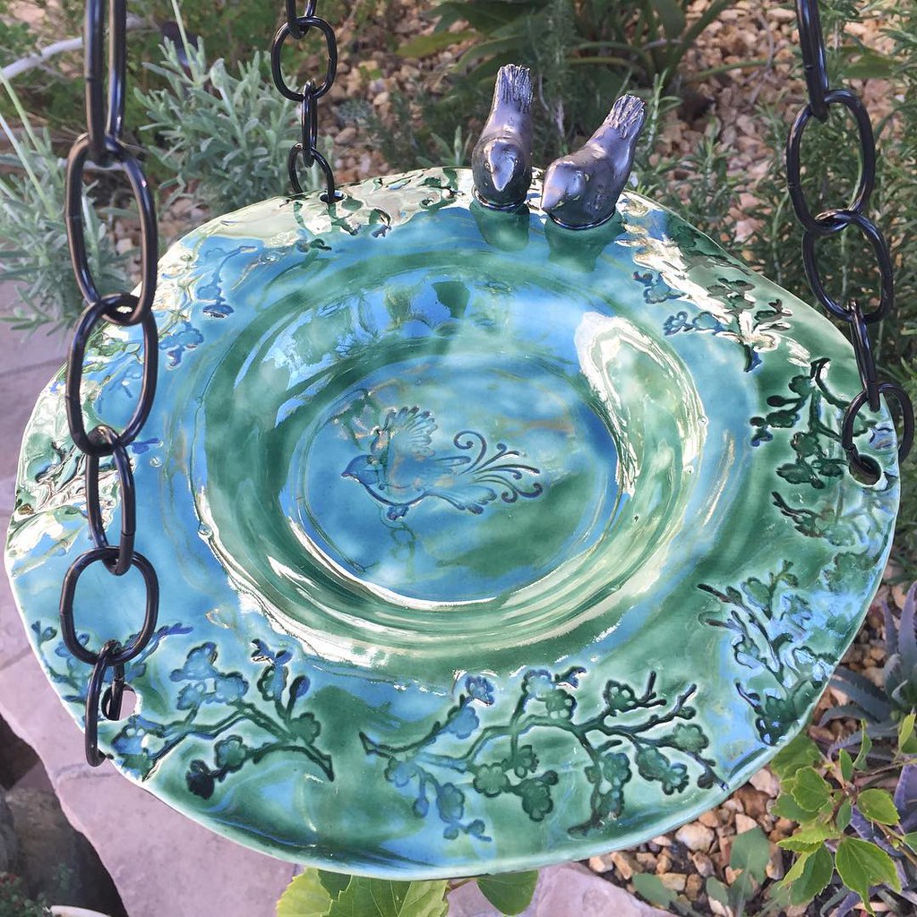 Just posted this lovebirds bird feeder/bird bath in my Ets… Flickr