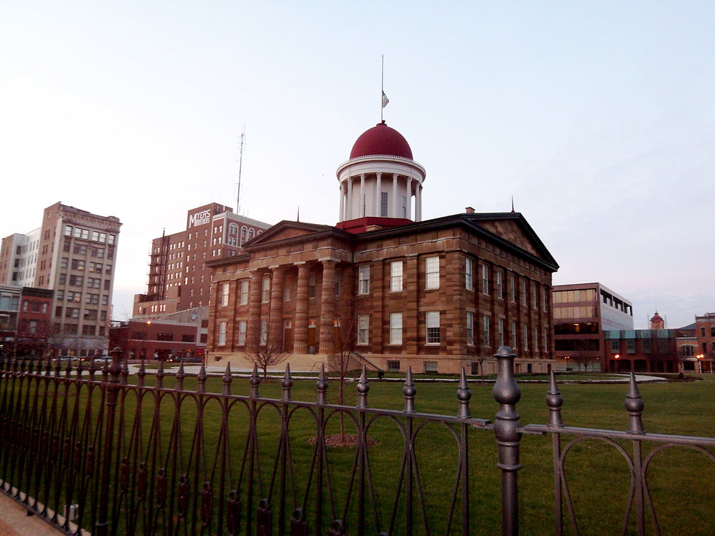 Old State Capitol Few buildings are ever moved brickbybr… Flickr