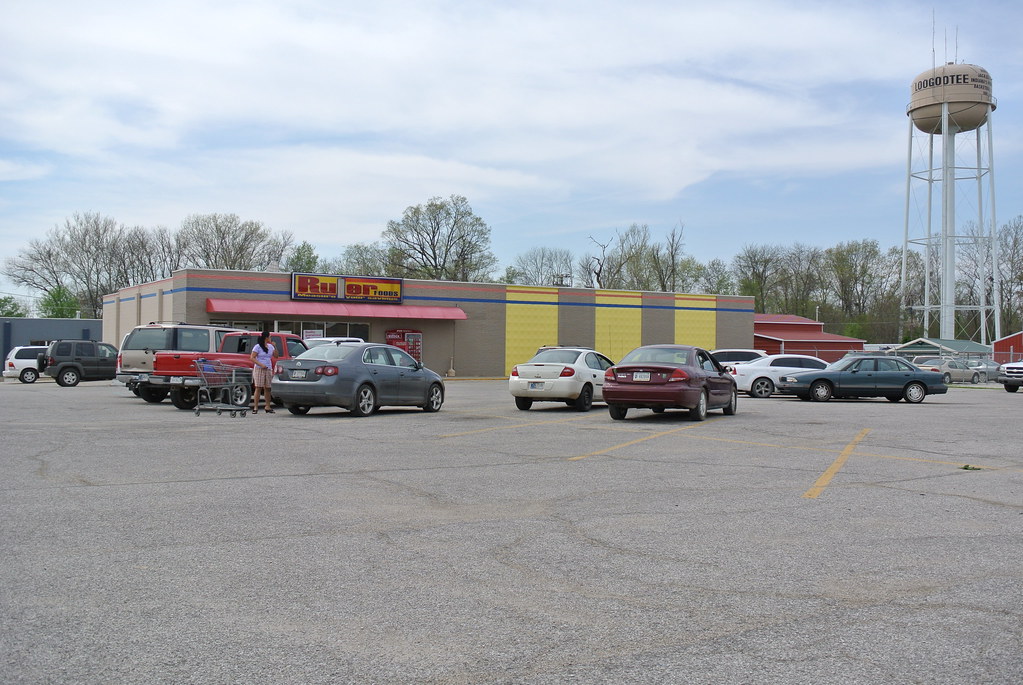 Ruler Foods Loogootee IN. gameking3 Flickr