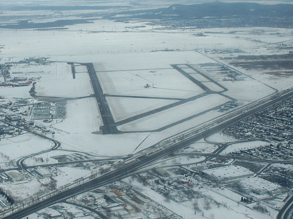 Aéroport de StHubert Airport (CYHU) 24 fe 2007 (031a) Flickr
