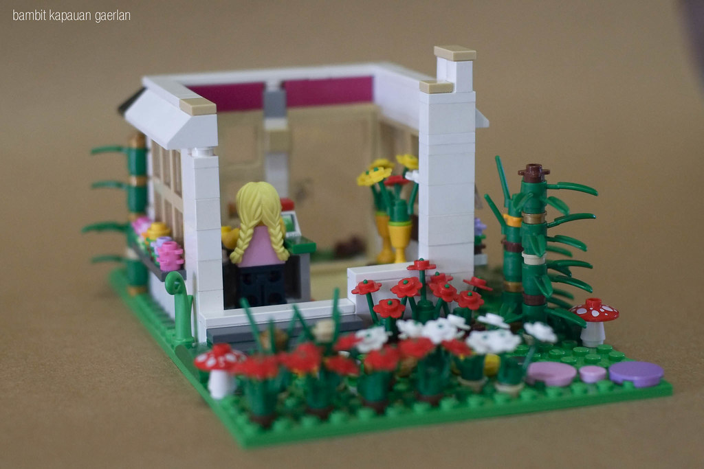 LEGO Flower Shop Flickr