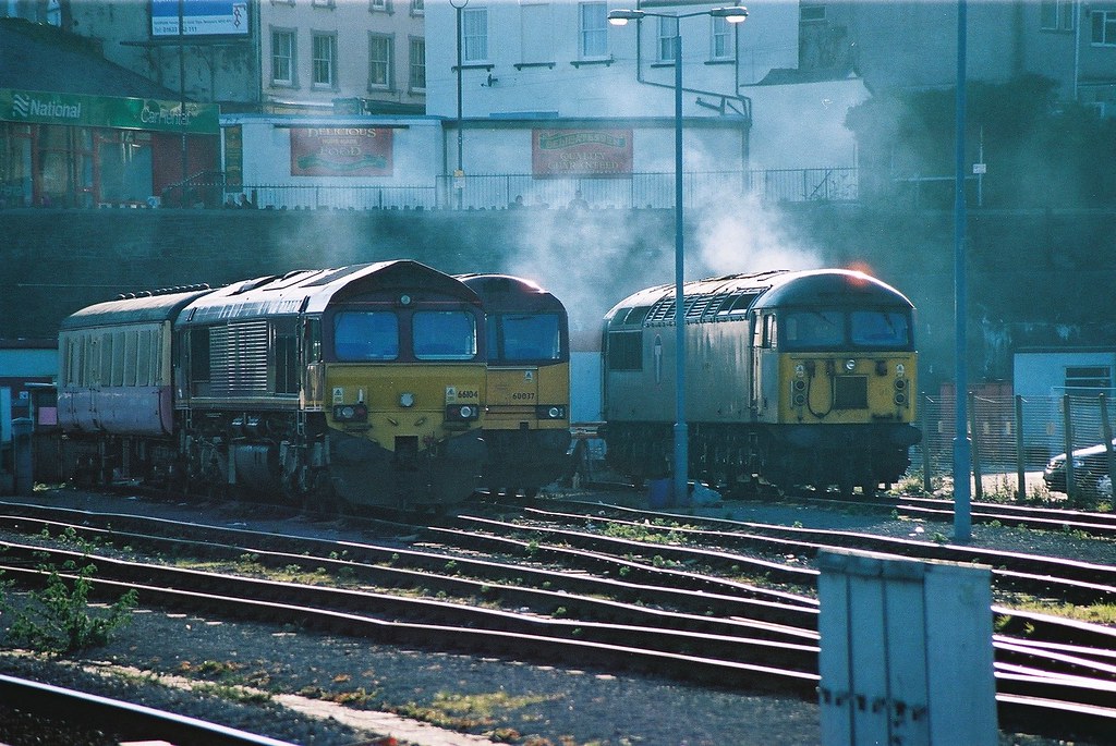 66104, 60037 and 56101, Newport Godfrey Road, 15/2/03 Flickr