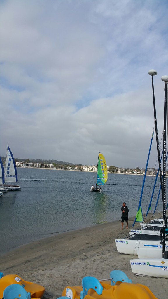 Mission Bay Sailing Got in my sailing fix by renting a Hob… Flickr