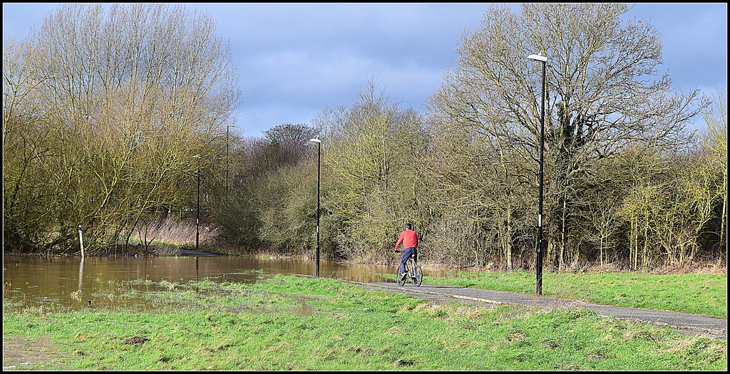 Sowe Valley Footpath, Stoke Aldermoor, Coventry Contemplat… Flickr