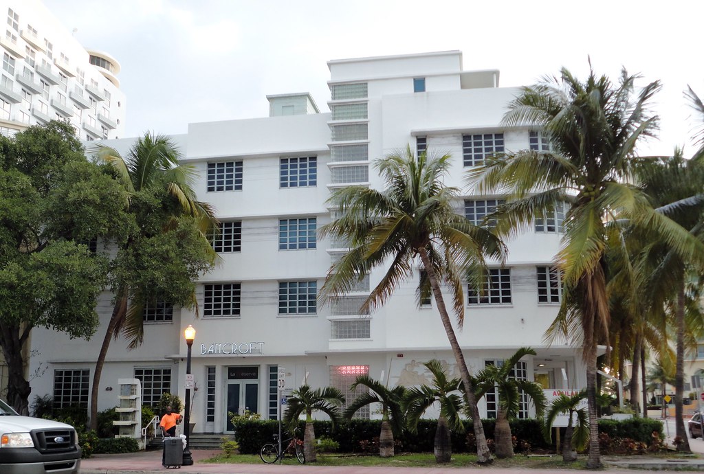 Bancroft Hotel The Bancroft Hotel was built in 1939. The h… Flickr