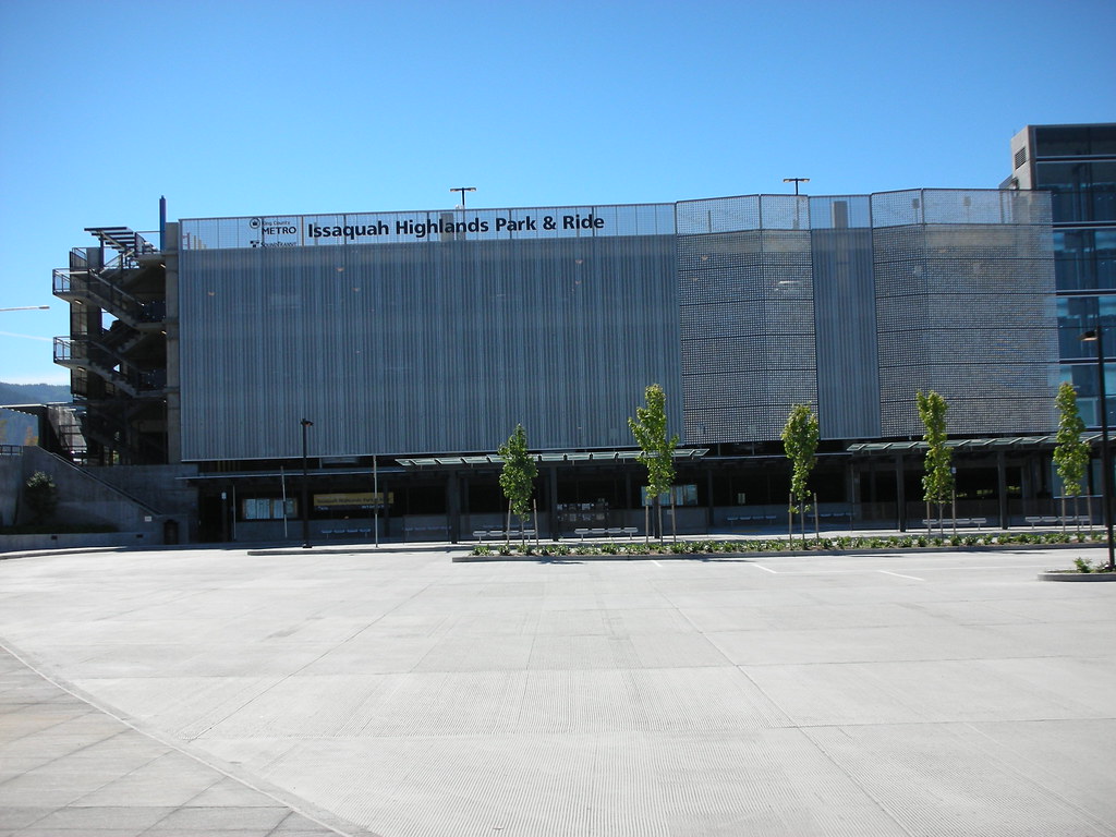 Issaquah Highlands Parking Garage Convenient and spacious … Flickr