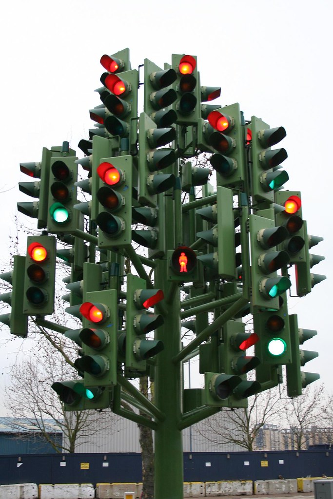 Traffic Light Tree, Canary Wharf London .Martin. Flickr