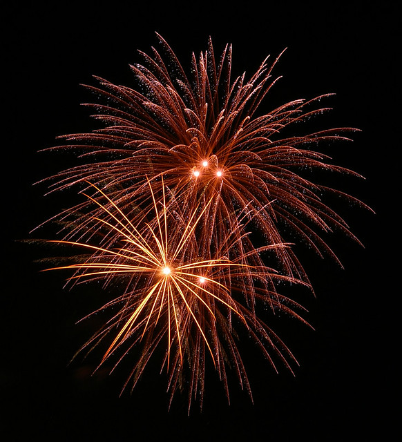 Sparkles July 4th fireworks in Spartanburg, SC, on June 28… Flickr