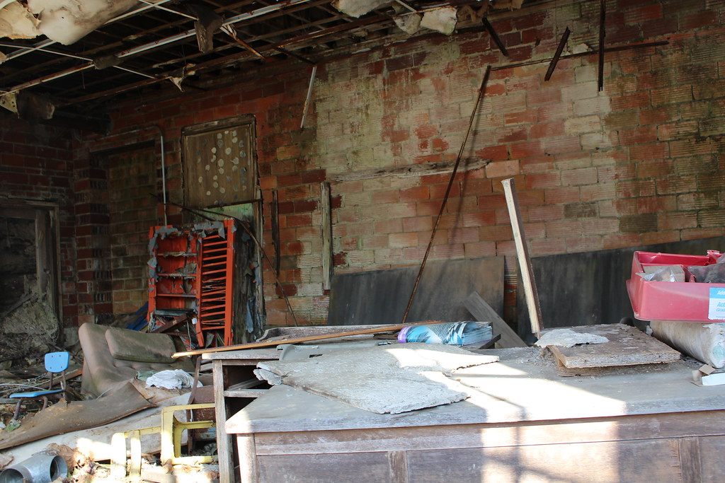 Wayland High School Floyd County, Kentucky Closed in 19… Flickr