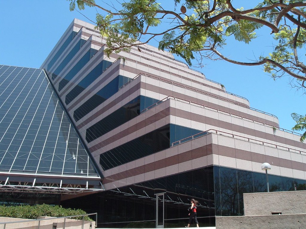 Sony Pictures Plaza 2 The other tower. Were it not for the… Flickr