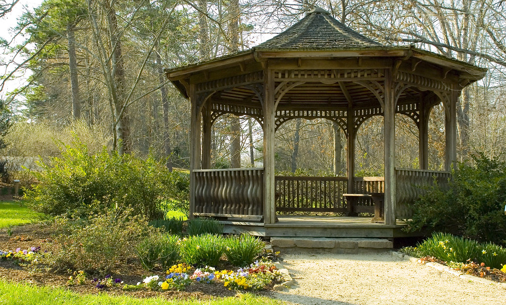 Hurley Park Gazebo Sunny day in Hurley Park, Salisbury, NC… {st8ton