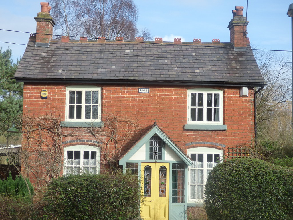 Birmingham Road, Alvechurch house dated to 1868 On Birmi… Flickr