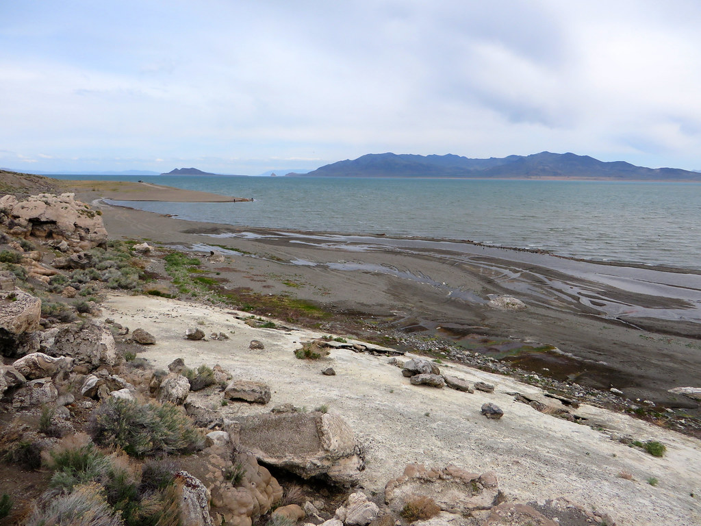 Pyramid Lake, Nevada Pyramid Lake is the geographic sink o… Flickr