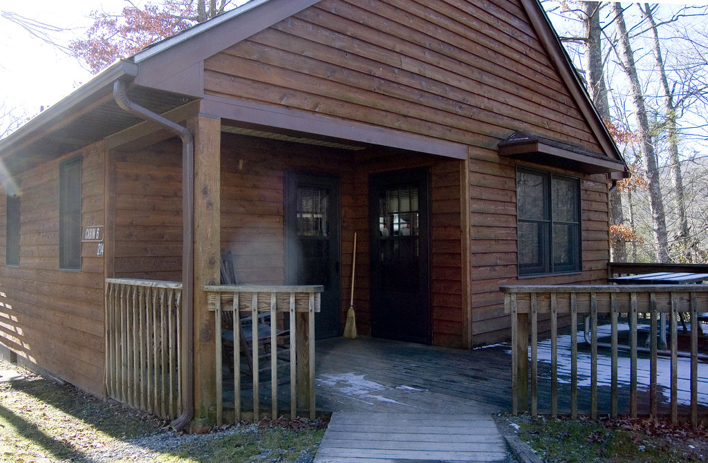 Cabin 6 at Hungry Mother State Park Cabin 6 is a two bedro… Flickr