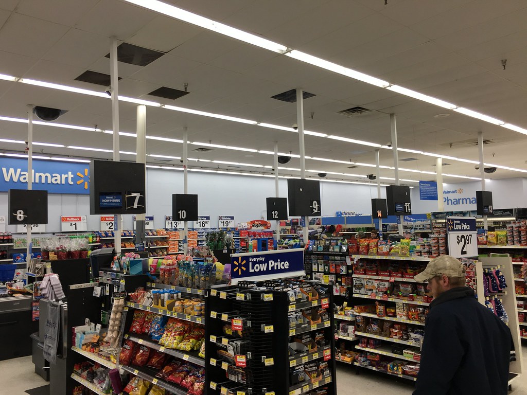 WalMart Ames, Iowa December 26, 2015 Visit Front En… Flickr
