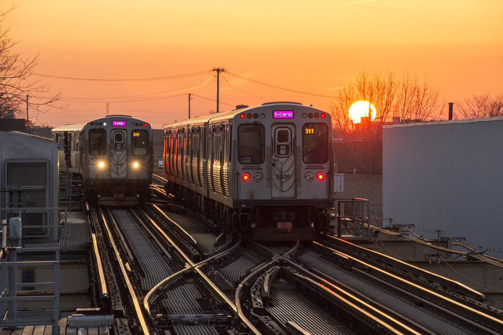 Pink Line Sunset At sunset, CTA Pink Line run 319 meets 31… Flickr