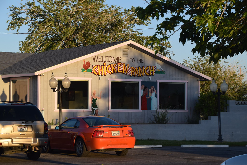 Desert Trail Way, Tecopa, CA アメリカ合衆国Desert Bloom Eco Farm日の出日の入り時間