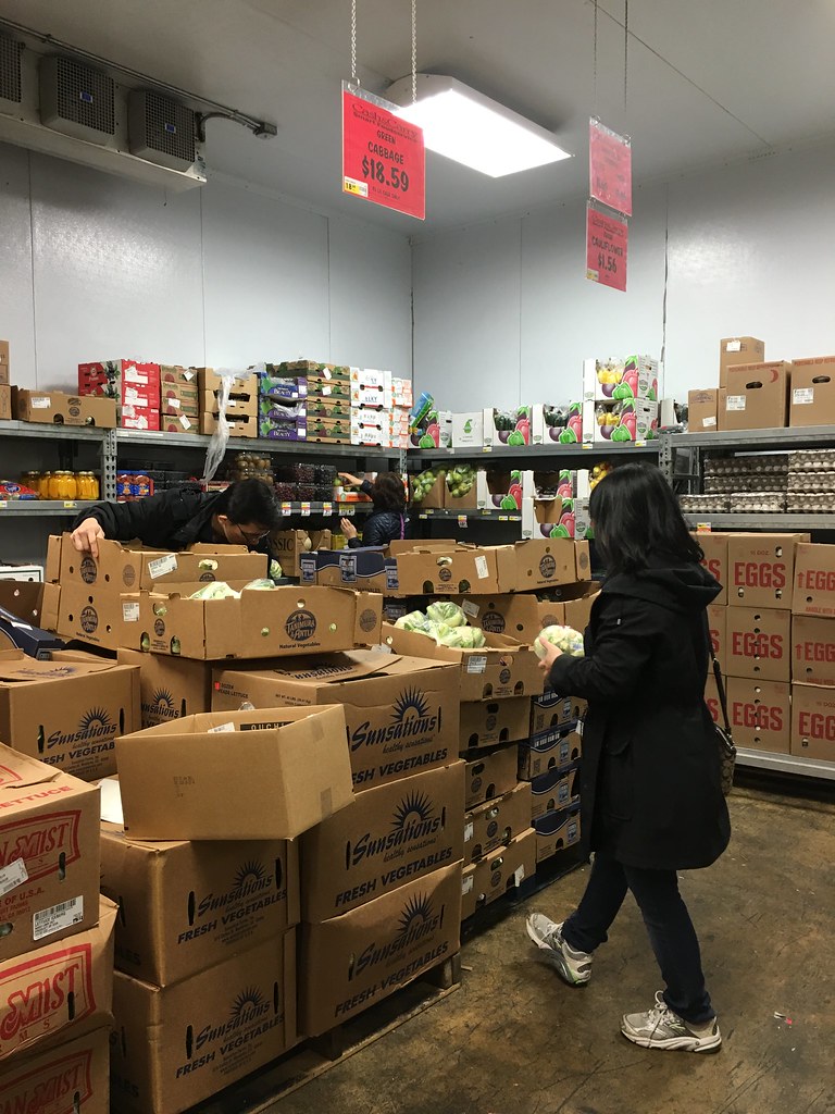 Samantha Ng Cash and Carry 2208 136th PL NE Bellevue, WA… Flickr