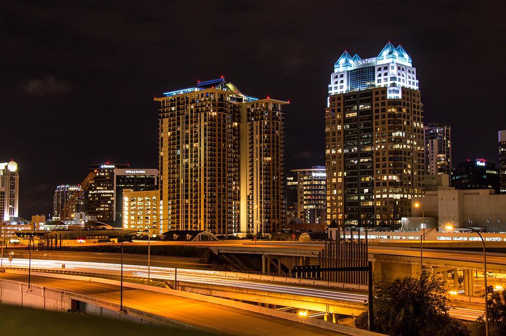 🌃 Night lights 🌃 . . . orlando florida downtown ocsc… Flickr