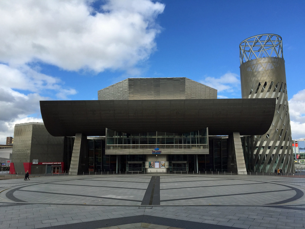 The Lowry Arts Centre in Salford, overlooking the Manchest… Flickr