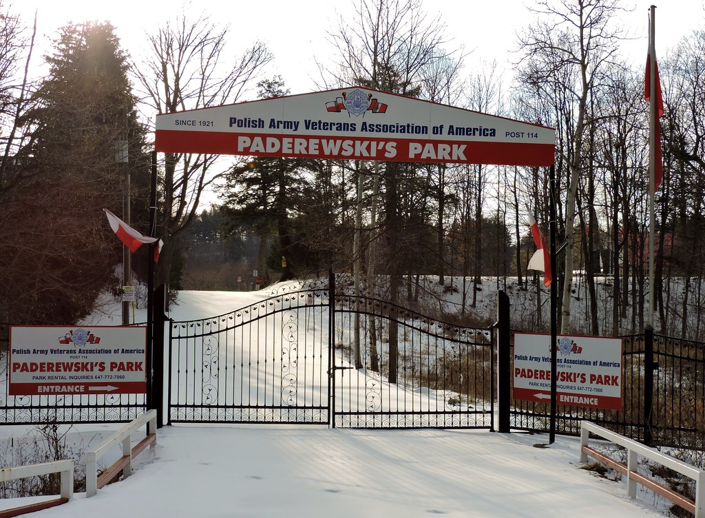 Paderewski's Park Vaughan, Ontario. Will Flickr