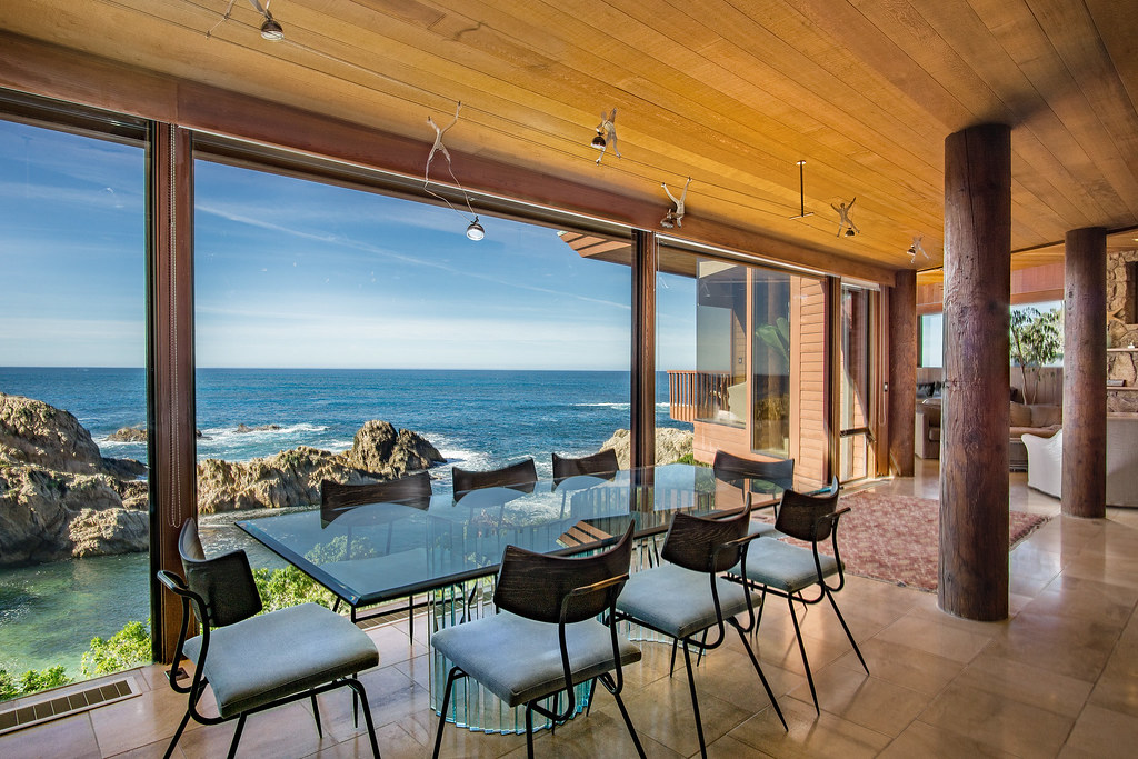 Otter Cove 3 YN560 s aimed directly at the window for wind… Flickr