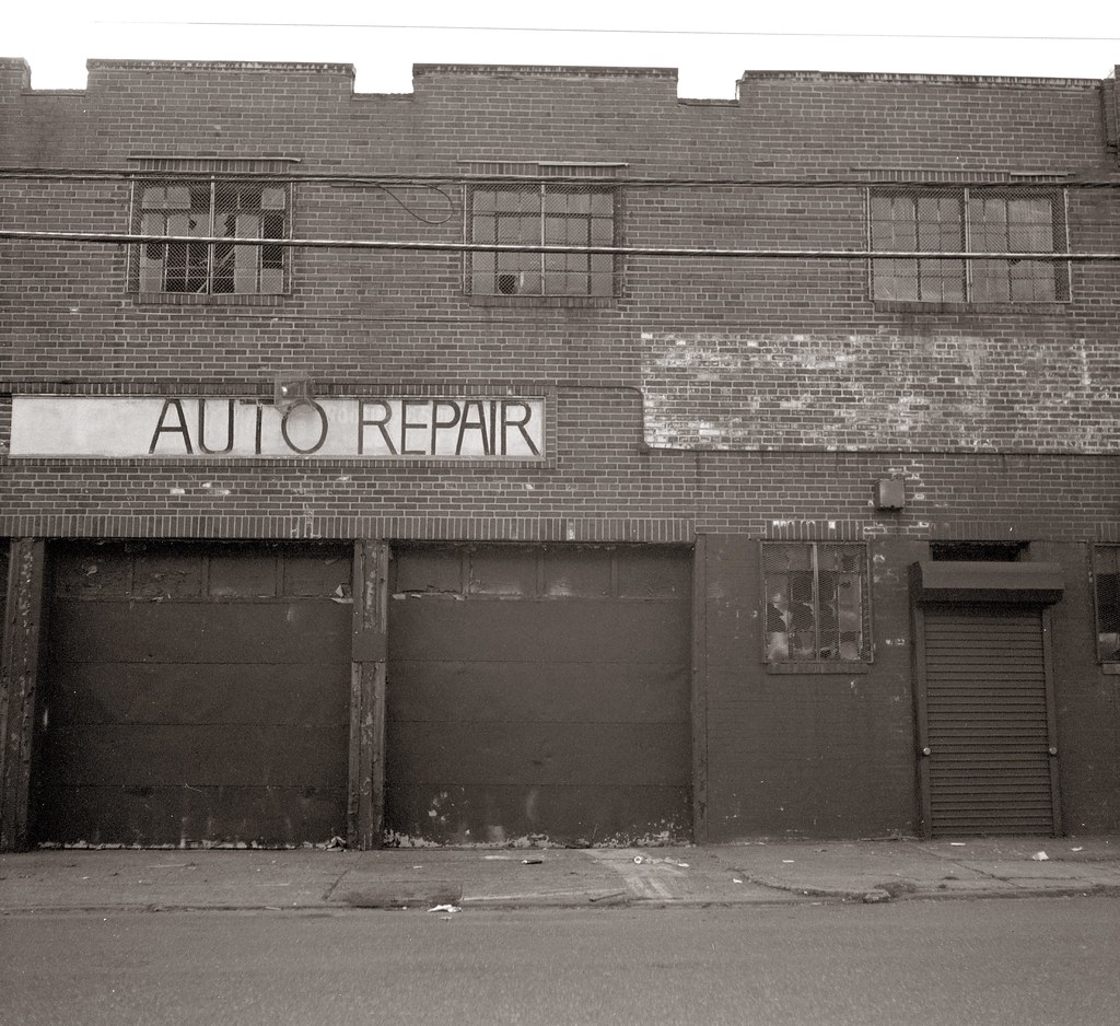 Auto repair, Philadelphia efo Flickr