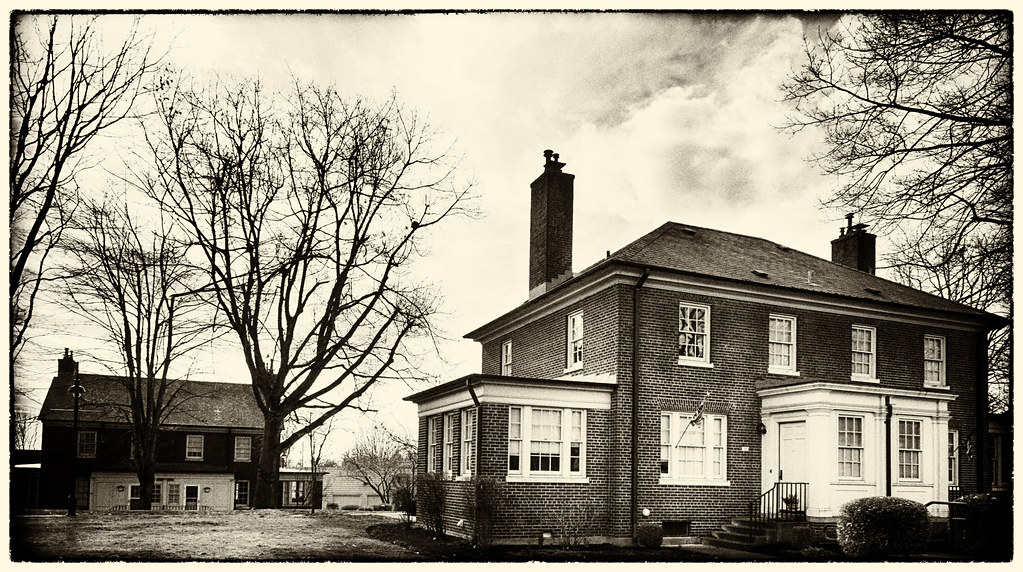 Housing. Fort Vancouver, Washington 2016 FROM WIKIPEDIA Th… Flickr