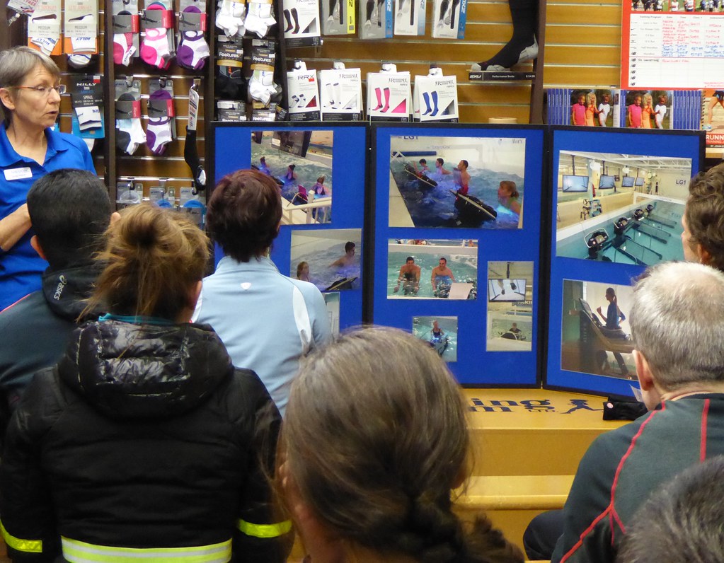 Running Room (Slater St) 2016 03 03 March 3, 2016, 608 p.… Flickr