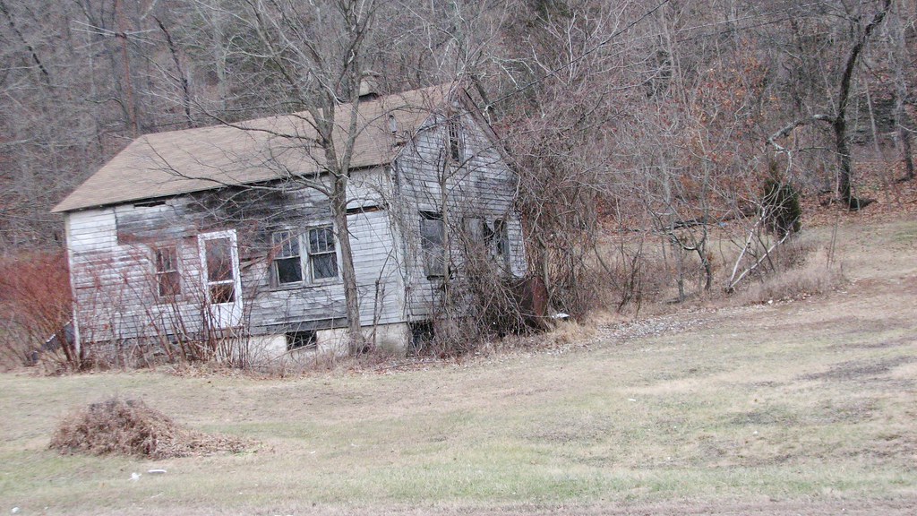 AN OLD PIKE COUNTY HOUSE IN JAN 2016 Seen along US 209 in … Flickr