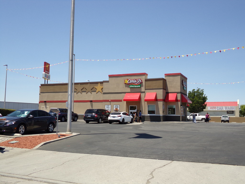 Carl's Jr Lost Hills, CA Carl's Jr 21937 Hwy 46 Lost Hills… Flickr