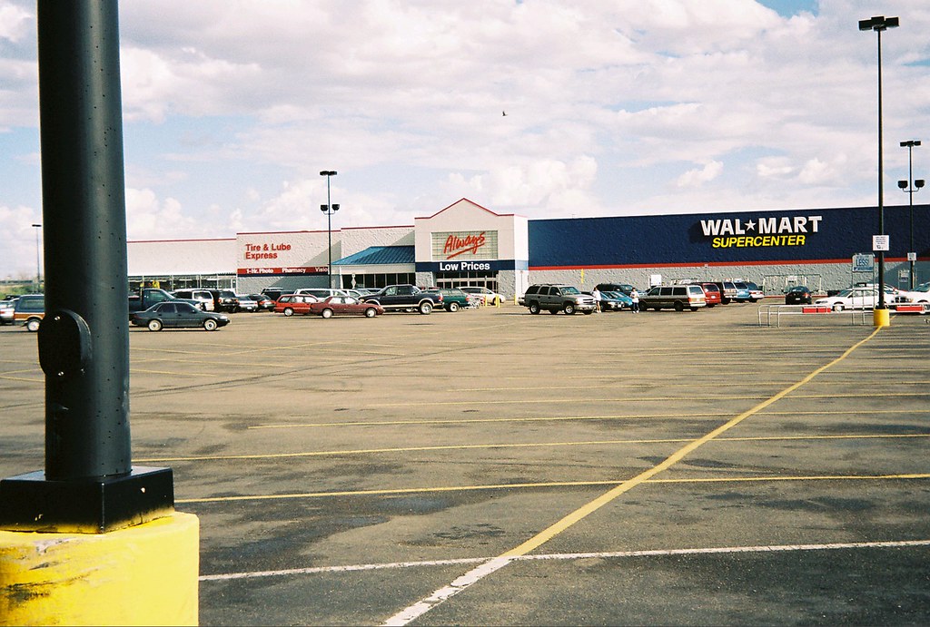 New WalMart next to Abandoned WalMart New WalMart next … Flickr