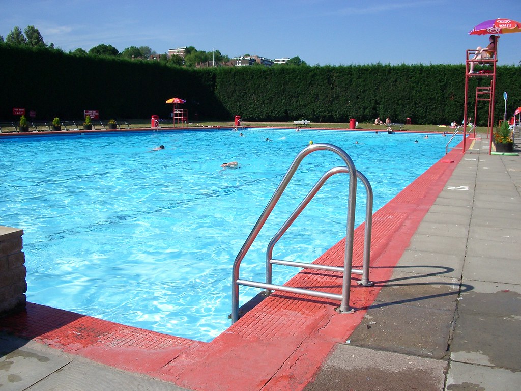 Park Road Lido Park Road Pools in Crouch End, London N8, h… Flickr