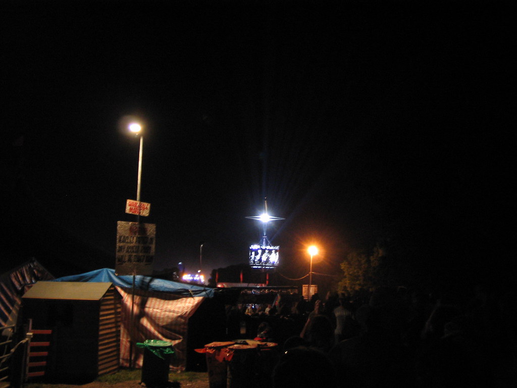 Tin Drum Waiting for left luggage after The Beautiful Sout… Tom Carden Flickr