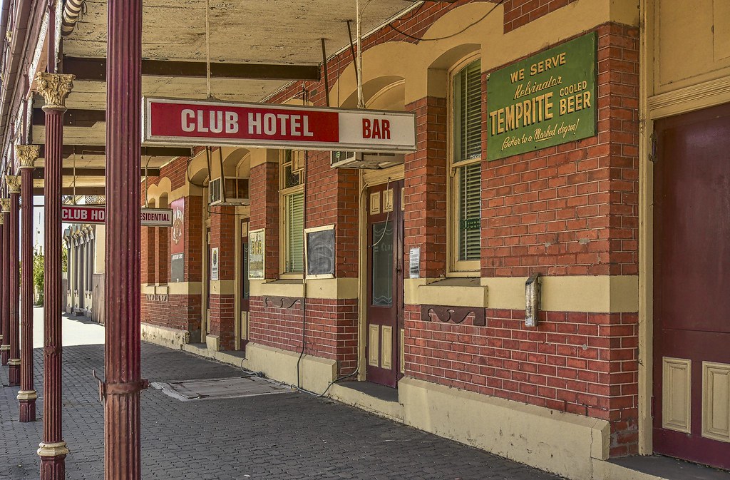 Club Hotel, Minyip VIC An advertisement from News (Adelaid… Flickr