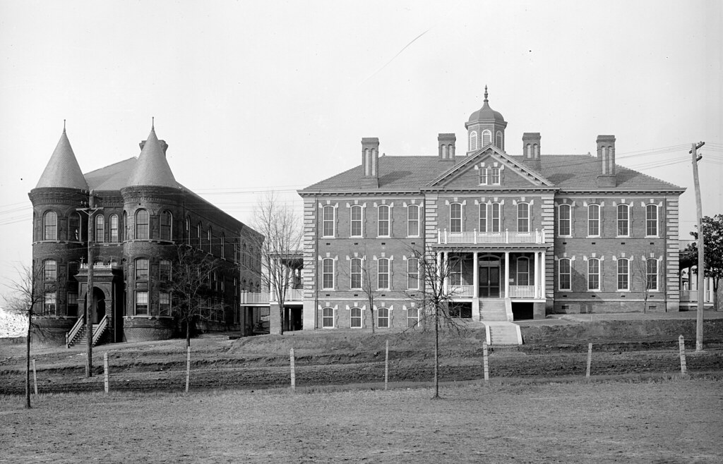 N_53_16_2794 Shaw University, Leonard Hall and Library Bui… Flickr