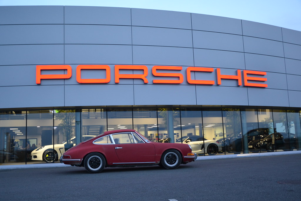 LAROCHELLE PORSCHE dealer rapido356 Flickr