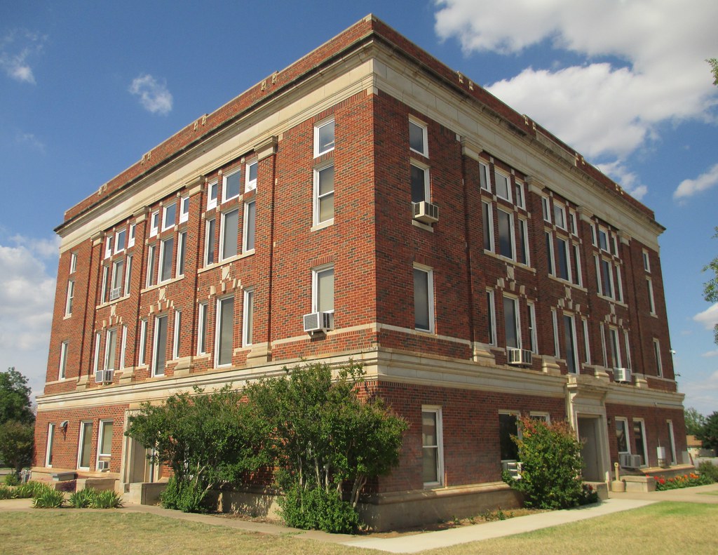 Harmon County Courthouse (Hollis, Oklahoma) This courthous… Flickr
