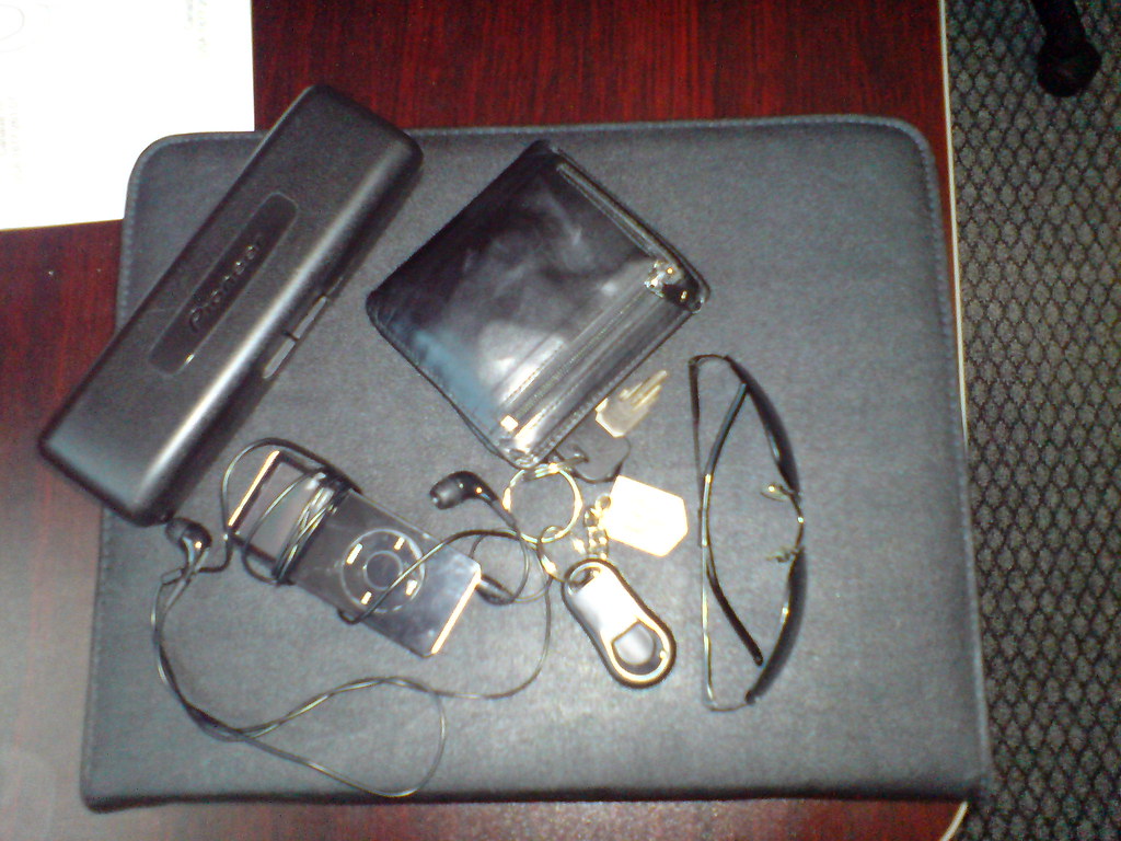 What tells you I like black? Oh and my phone is black too … Flickr