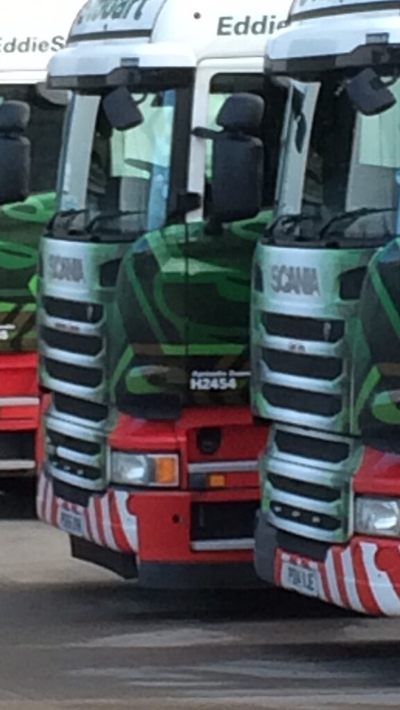 Agnieszka zuzanna h2454 parked up in bellshill. Depot base… Flickr