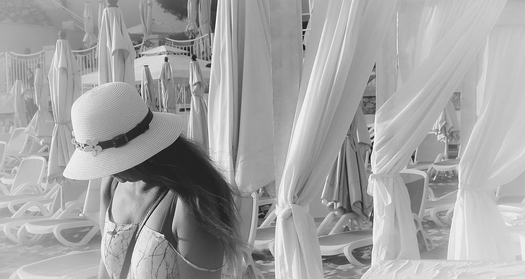 C, Golden BayMalta Susanne S Flickr