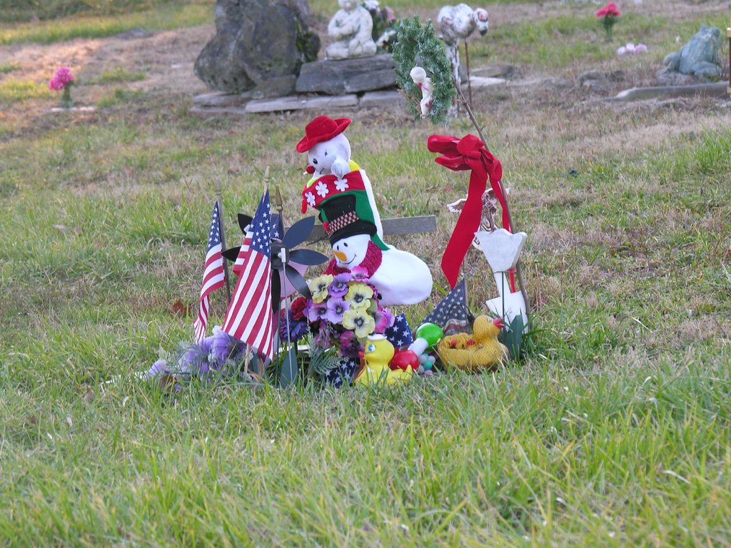 DSCN4193 Rosa Bonheur Pet Cemetery, Elkridge, Maryland. De… Flickr