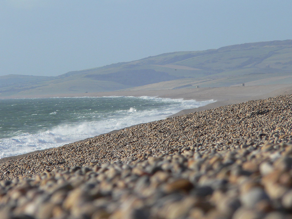 Coastal view View along the pebbles of Chesil Beach on an … Flickr