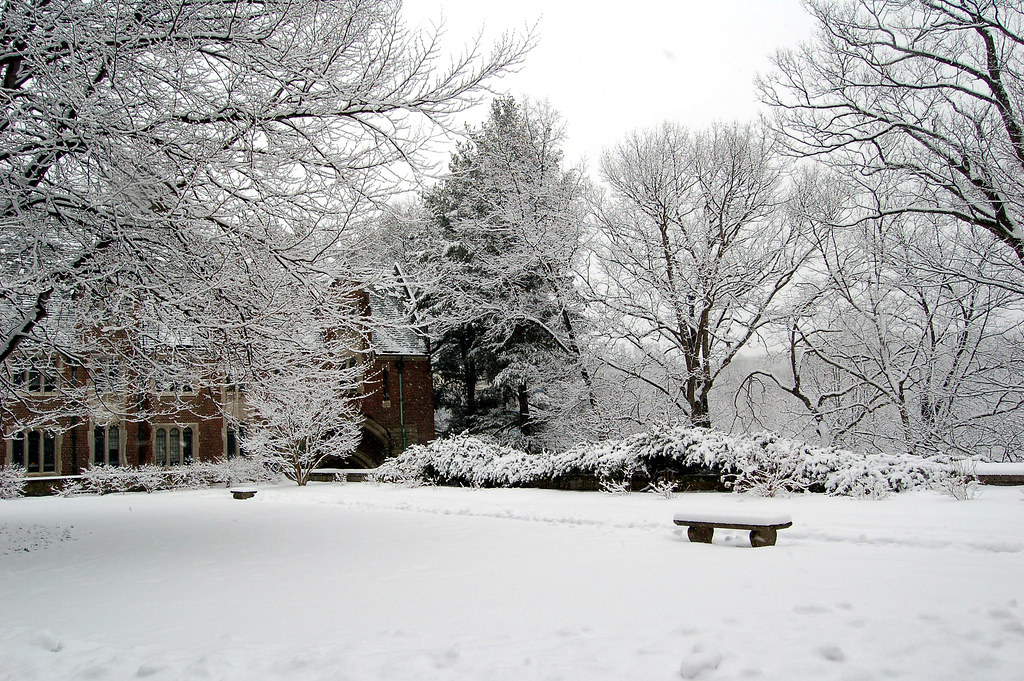 Atrium courtyard, Wellesley College Taken behind Green Hal… Flickr
