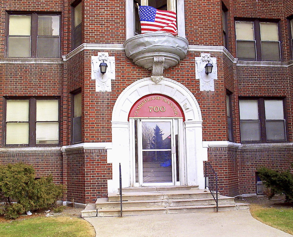 Entrance 700 Whitmore Road, Cumberland Manor Apartments… Flickr