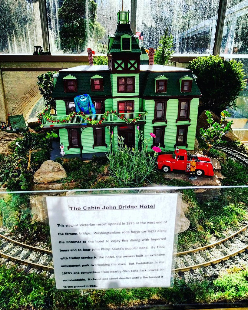 Cabin John Bridge Hotel (cc) Shashi Bellamkonda www.shashi… Flickr