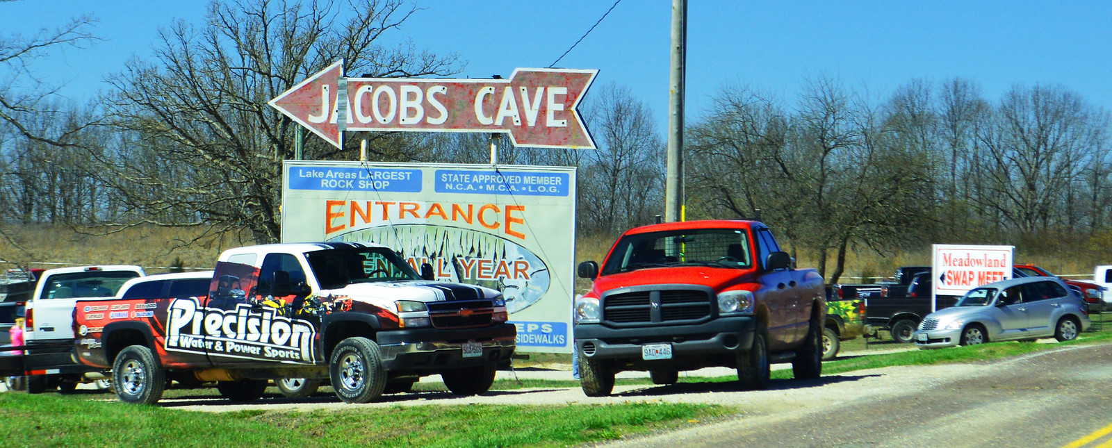 Jacob's Cave Meadowland Swap Meet 2016 Flickr