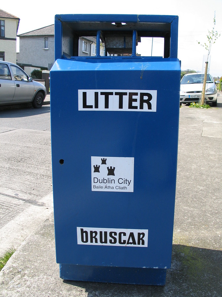 2005 Drumcondra, Dublin, April Pat Rooney Flickr